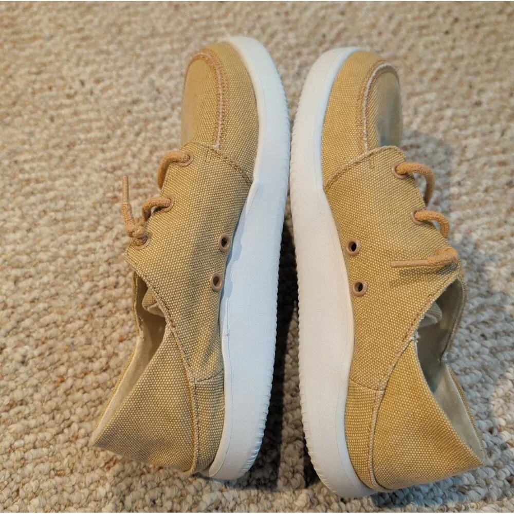 Chaco Chillos Sneaker Womens US 6 Tan Canvas Lace Up Casual Luvseat